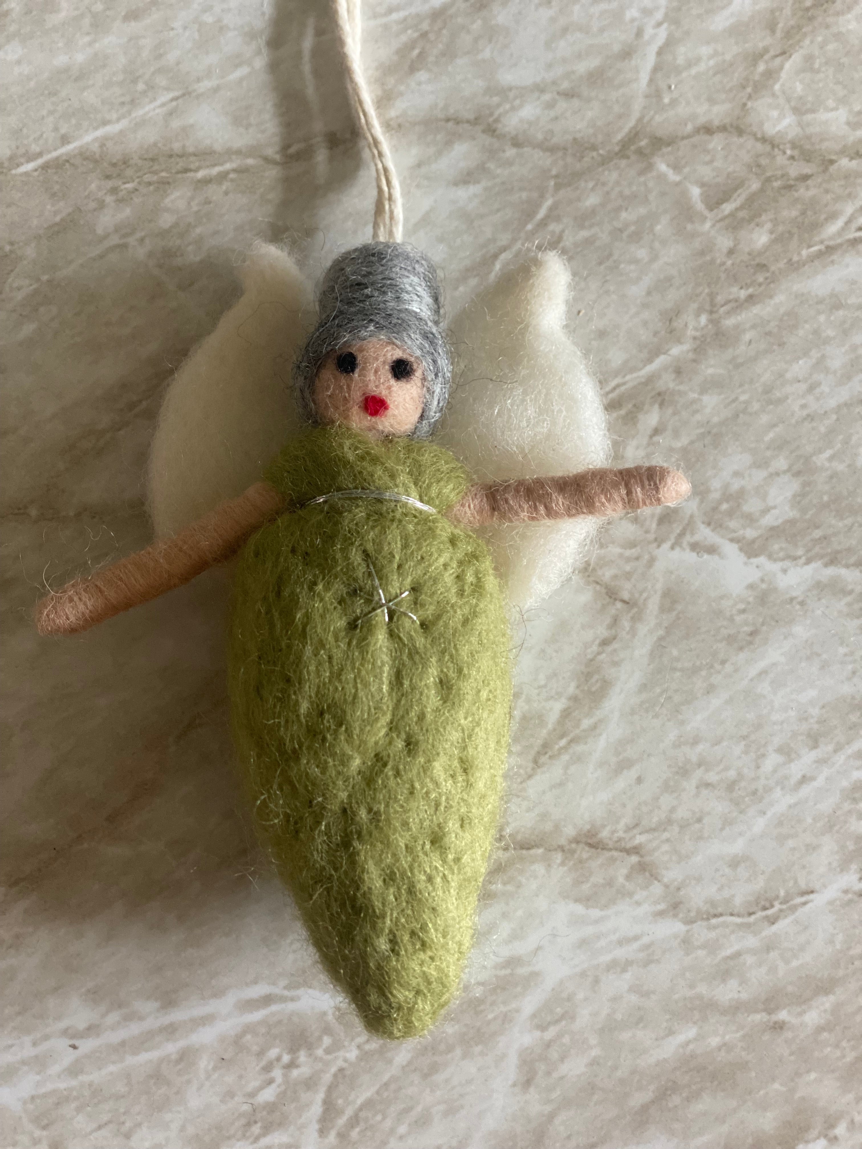 Engeltje van wolvilt green.