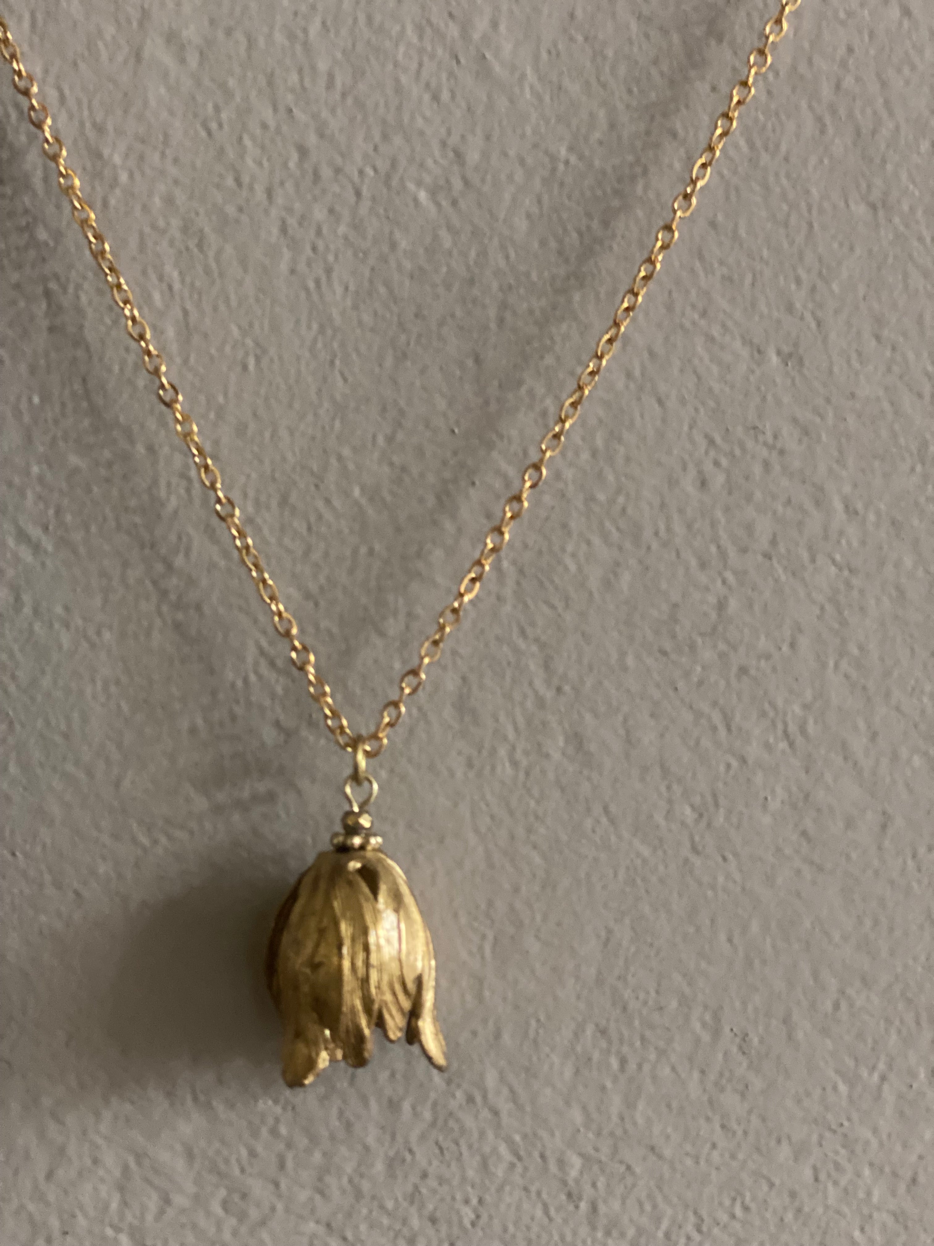 Tulip necklace (gold)