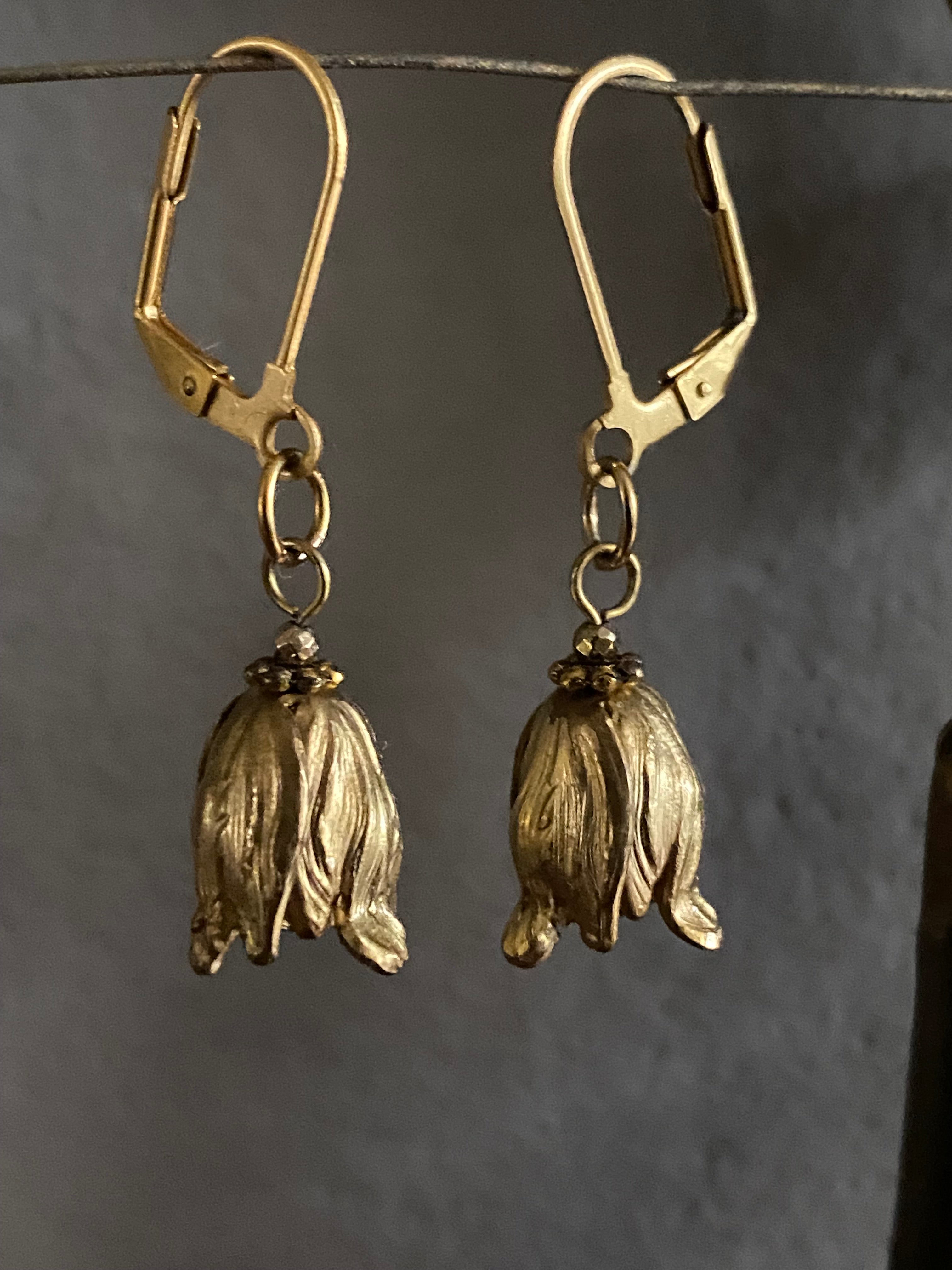 Tulip earrings ( gold)