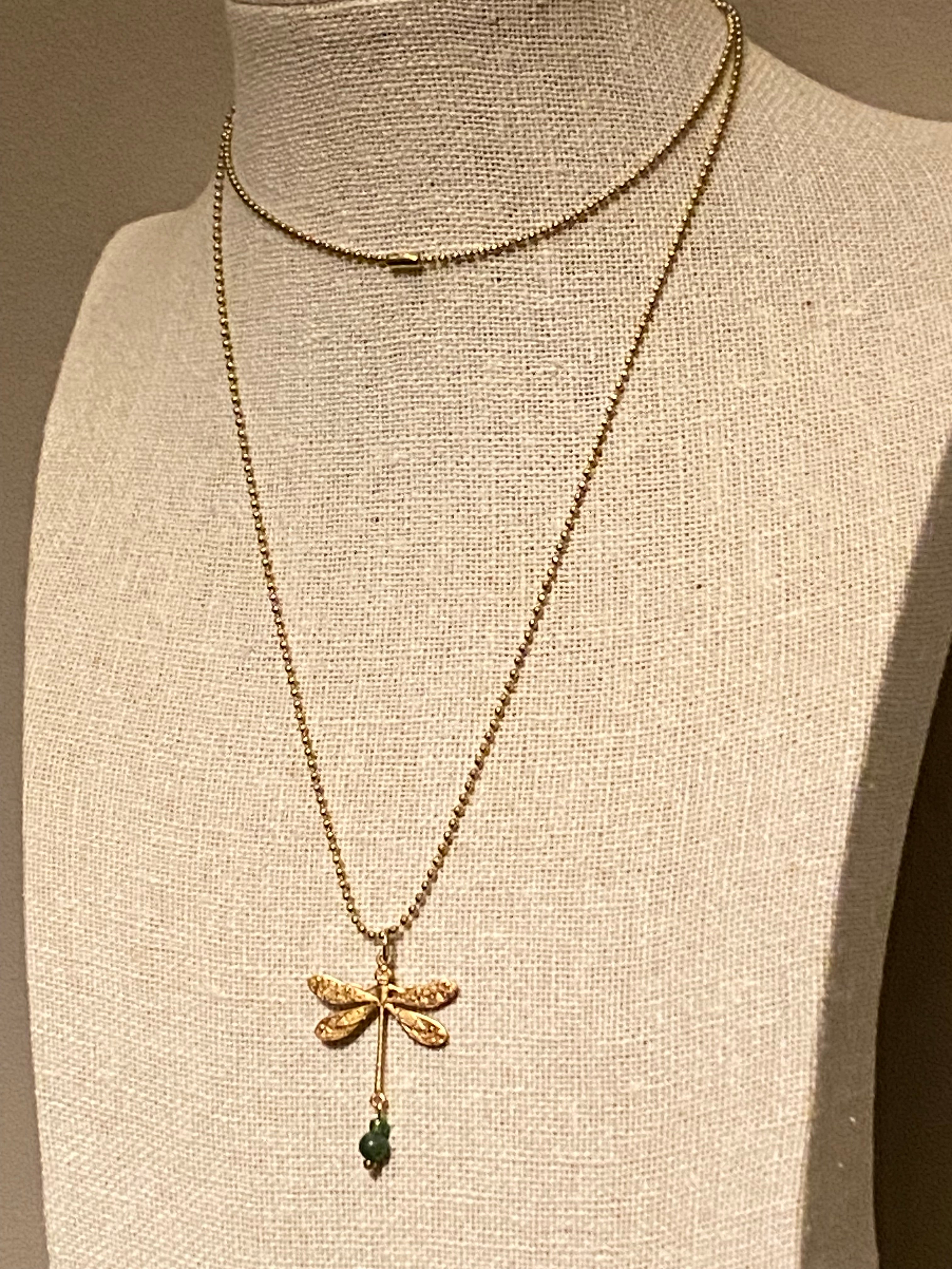 Dragonfly necklace green
