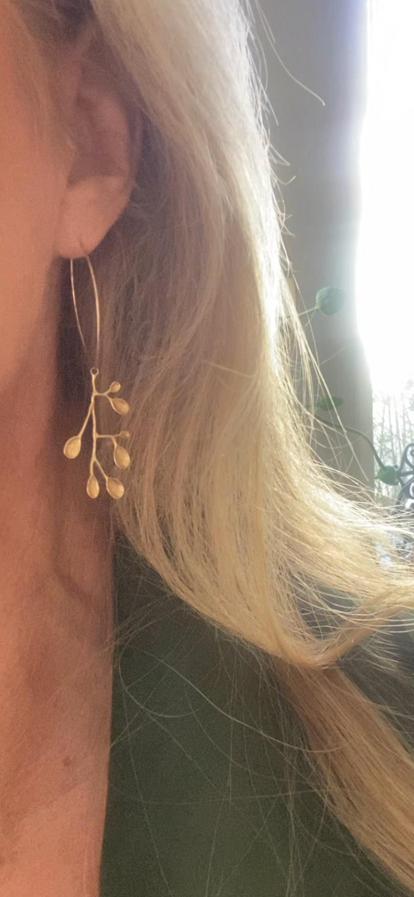 Goldplated hanger tak