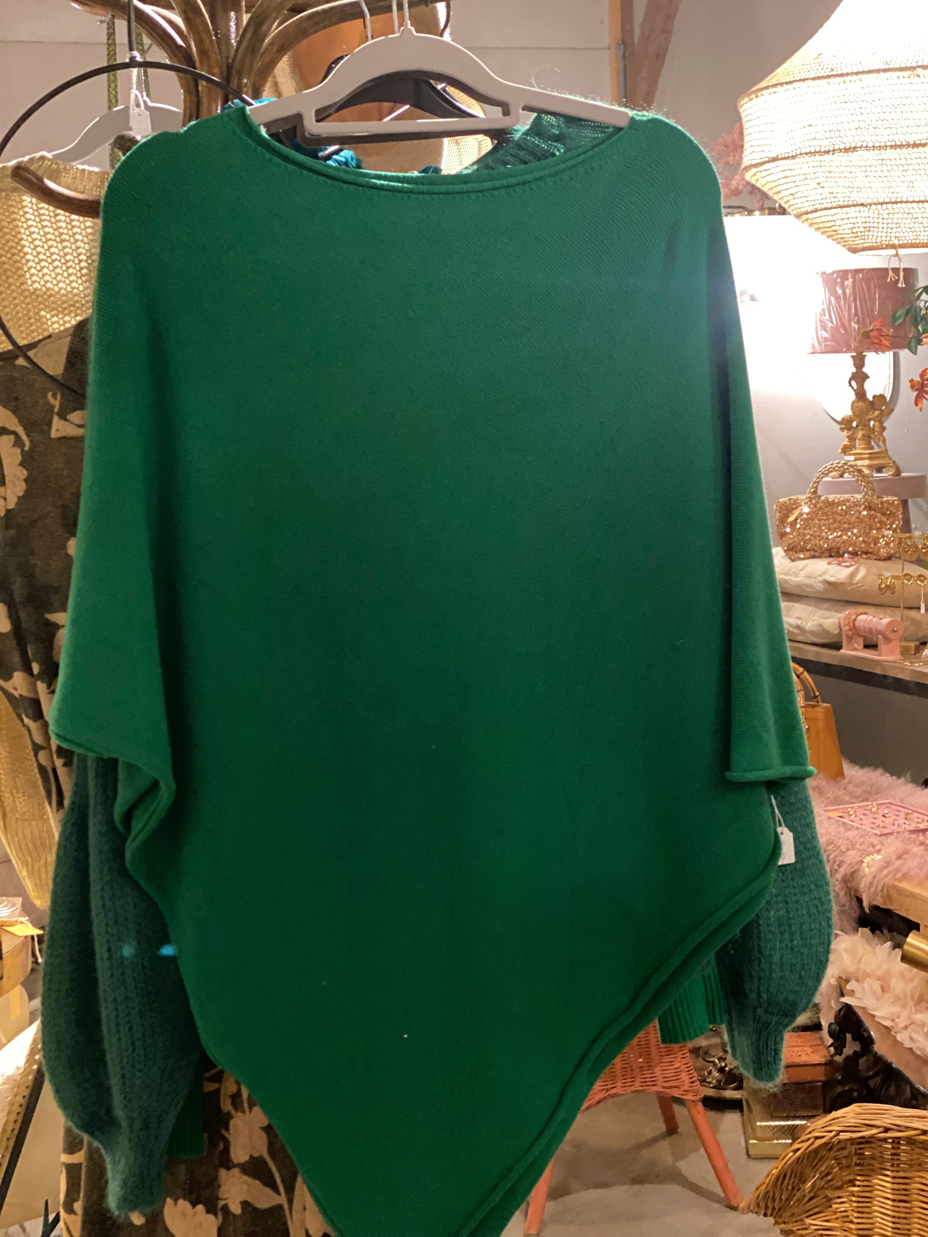 Groene poncho