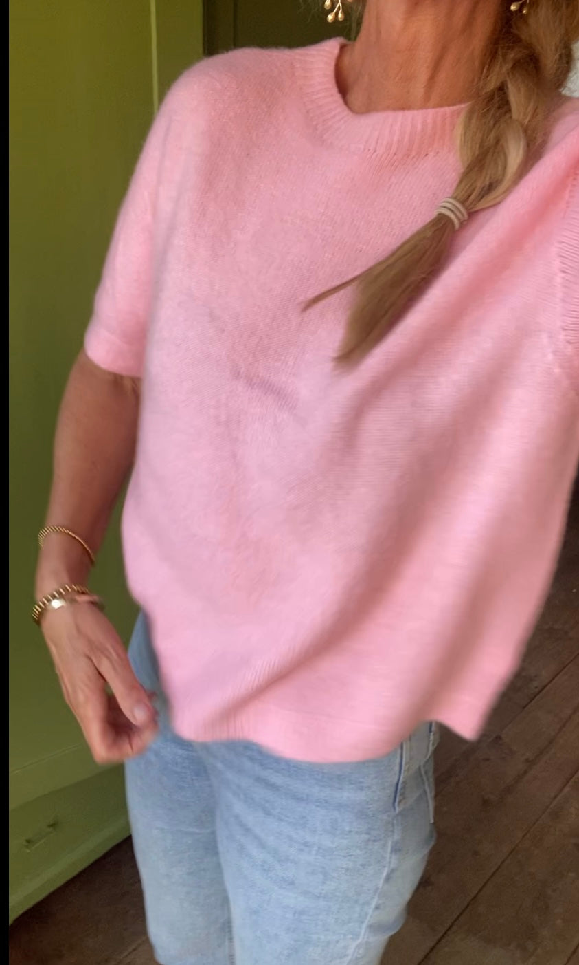 Zacht roze trui